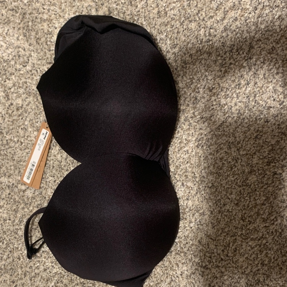 Black skims bra